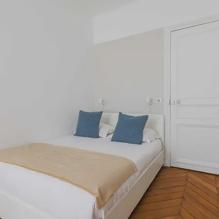 Appartamento Modern A-c 4br-8p - Arc De Triomphe *